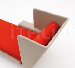 Шезлонг Architecture & Associes Chaise Longue Шезлонг Architecture & Associes Chaise Longue фабрика Knoll