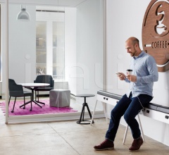 Столик Piton Side Table Столик Piton Side Table фабрика Knoll