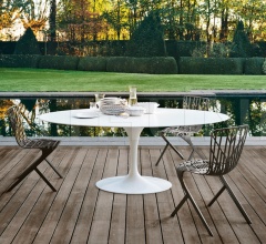 Стол обеденный Saarinen High Table For Outdoor Стол обеденный Saarinen High Table For Outdoor фабрика Knoll