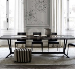 Стул Caratos Lux Стул Caratos Lux фабрика Maxalto (B&B Italia)