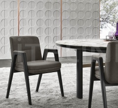 Итальянские Столовая - Стул с подлокотниками Lance фабрика Minotti
