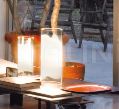 Итальянские Настольные светильники - Настольный светильник LIO Итальянские Настольные светильники - Настольный светильник LIO фабрика Vistosi