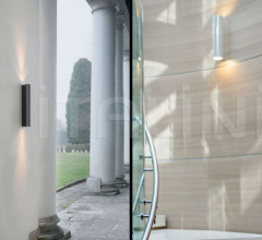 Итальянские Уличные светильники - Настенный светильник E04 wall фабрика Luceplan