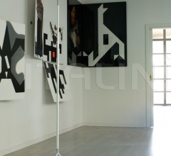 Итальянские Напольные светильники - Напольный светильник Lola Итальянские Напольные светильники - Напольный светильник Lola фабрика Luceplan