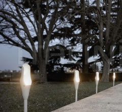 Итальянские Уличные светильники - Напольный светильник Pod Lens фабрика Luceplan