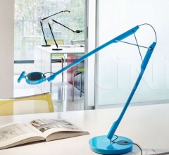 Настольная лампа Tivedo Настольная лампа Tivedo фабрика Luceplan