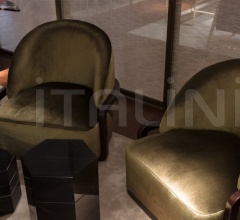 Кресло Lady Peacock фабрика Paolo Castelli