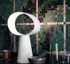 Итальянские Настольные светильники - Настольная лампа ECLIPSE Итальянские Настольные светильники - Настольная лампа ECLIPSE фабрика Miniforms