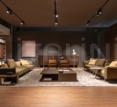 Столик KEW фабрика Molteni & C