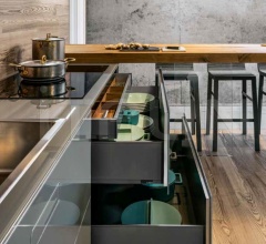 Кухня 36e8 Glass Kitchen 0474 Кухня 36e8 Glass Kitchen 0474 фабрика Lago
