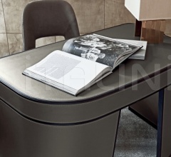 Письменный стол Amos Письменный стол Amos фабрика Flexform