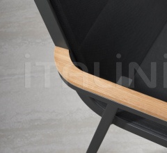 Стул с подлокотниками Domino Chair Стул с подлокотниками Domino Chair фабрика Atmosphera