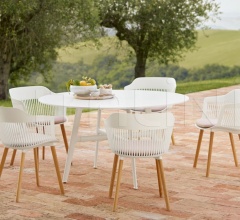 Стул с подлокотниками AIIR Side Armchair фабрика Dedon