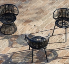 Стул с подлокотниками CIRQL Armchair фабрика Dedon