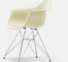Стул Eames Fiberglass Armchair DAR Стул Eames Fiberglass Armchair DAR фабрика Vitra