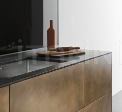 Итальянские Кухни с барной стойкой - Кухня Artematica Distressed Brass Итальянские Кухни с барной стойкой - Кухня Artematica Distressed Brass фабрика Valcucine