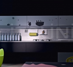Кухня Artematica Vitrum Arte - Mucca bianco e nero Кухня Artematica Vitrum Arte - Mucca bianco e nero фабрика Valcucine