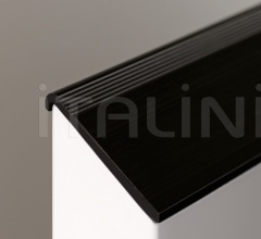Итальянские Кухни с барной стойкой - Кухня Forma Mentis Laccato Opaco Bianco Ghiaccio Итальянские Кухни с барной стойкой - Кухня Forma Mentis Laccato Opaco Bianco Ghiaccio фабрика Valcucine
