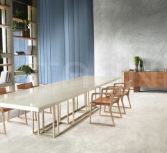 Стул с подлокотниками MEG.1030 фабрика Cornelio Cappellini