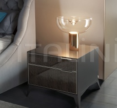 Итальянские Спальни - Тумбочка HAMILTON VG111 Итальянские Спальни - Тумбочка HAMILTON VG111 фабрика Mobilidea