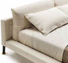 Итальянские Кровати - Кровать Floyd-Hi Bed фабрика Living Divani