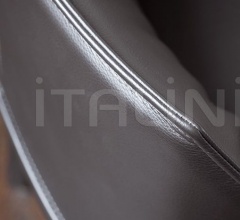 Стул Archibald Dining Chair Стул Archibald Dining Chair фабрика Poltrona Frau