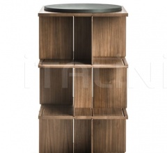 Книжный стеллаж Turner фабрика Poltrona Frau