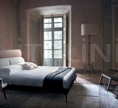 Итальянские Кровати - Кровать Coupe Итальянские Кровати - Кровать Coupe фабрика Poltrona Frau