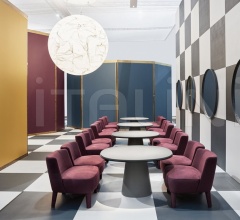 Итальянские Предметы интерьера - Настенное зеркало BIRK Итальянские Предметы интерьера - Настенное зеркало BIRK фабрика Meridiani