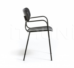 Стул с подлокотниками KIYUMI WOOD AR Стул с подлокотниками KIYUMI WOOD AR фабрика Arrmet