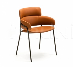 Стул с подлокотниками STRIKE Стул с подлокотниками STRIKE фабрика Arrmet