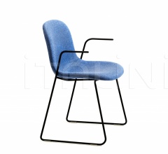 Стул с подлокотниками MANI FABRIC AR-SL Стул с подлокотниками MANI FABRIC AR-SL фабрика Arrmet