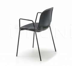 Стул с подлокотниками MANI PLASTIC AR-4L Стул с подлокотниками MANI PLASTIC AR-4L фабрика Arrmet