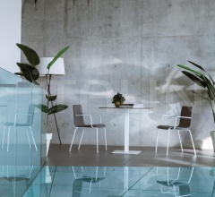 Стул с подлокотниками TESA FABRIC AR Стул с подлокотниками TESA FABRIC AR фабрика Arrmet