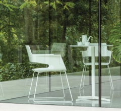 Барный стол X-FOOT Барный стол X-FOOT фабрика Arrmet