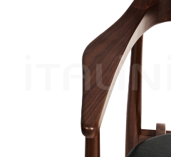 Стул с подлокотниками PERRY Стул с подлокотниками PERRY фабрика Essential Home