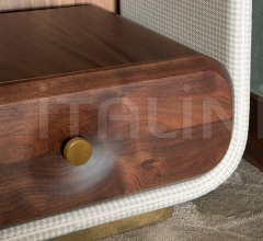 Итальянские Спальни - Тумбочка MINELLI Итальянские Спальни - Тумбочка MINELLI фабрика Essential Home