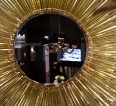 Настенное зеркало GODDESS Настенное зеркало GODDESS фабрика Koket