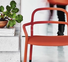 Кресло Pippi AP фабрика Midj in Italy