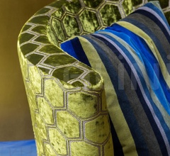 Кресло Virgola фабрика Erba Italia