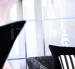 Витрина Hole фабрика Erba Italia