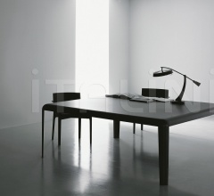 Стол обеденный Ferro фабрика Porro