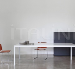 Стол обеденный Fractal фабрика Porro