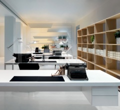 Стол обеденный Fractal фабрика Porro