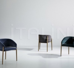 Стул с подлокотниками Frank фабрика Porro