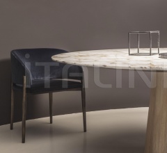 Стул с подлокотниками Frank фабрика Porro