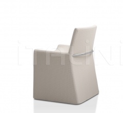 Стул с подлокотниками Soft Chair фабрика Porro