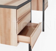 Письменный стол Collector фабрика Porro