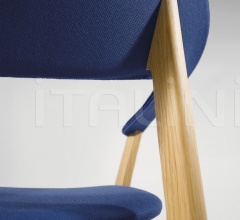 Стул с подлокотниками Lene P Стул с подлокотниками Lene P фабрика Crassevig