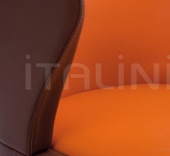 Стул с подлокотниками OKTO Стул с подлокотниками OKTO фабрика Chi Wing Lo